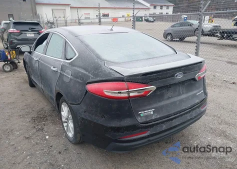 2019 Ford Fusion Energi Titanium from USA, damaged, VIN 3FA6P0SU4KR185202